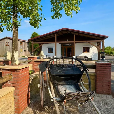 Solgne Semesterbostad