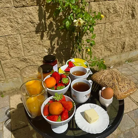 Semesterbostad Solgne Solgne